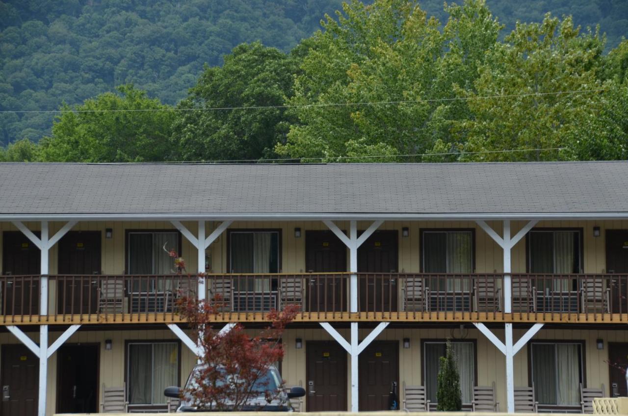 Travelowes Motel - Maggie Valley Exterior foto