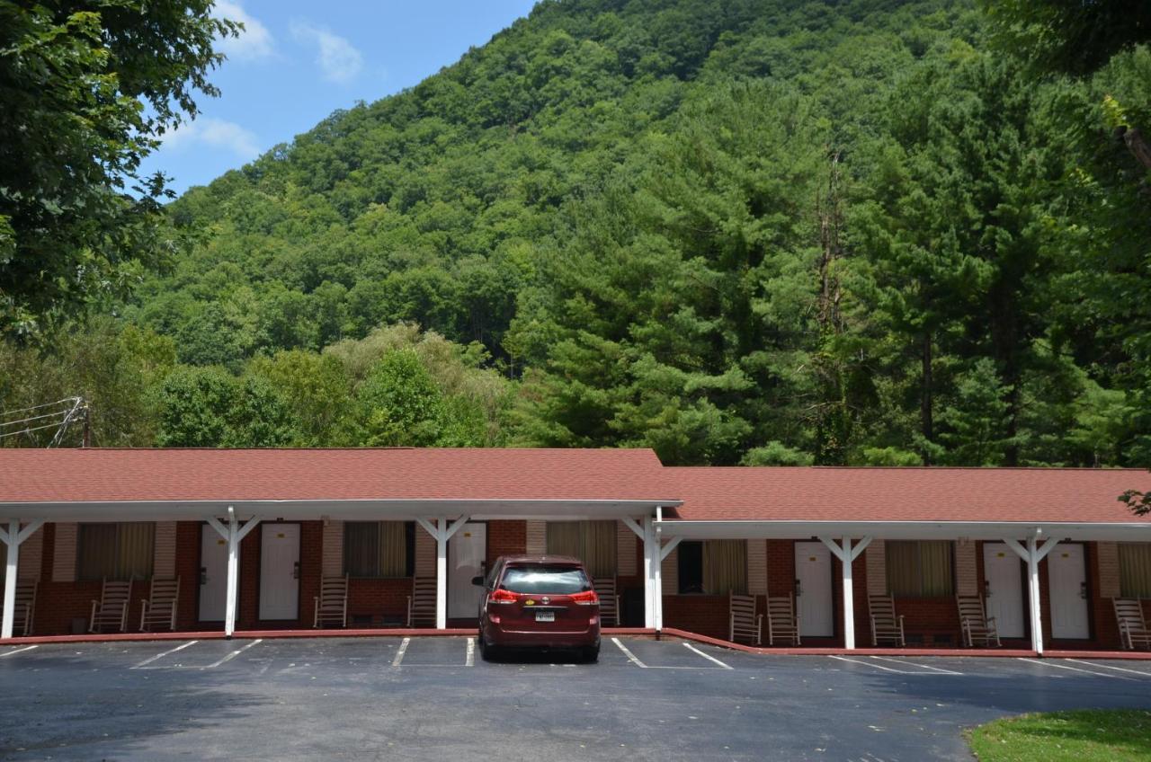 Travelowes Motel - Maggie Valley Exterior foto