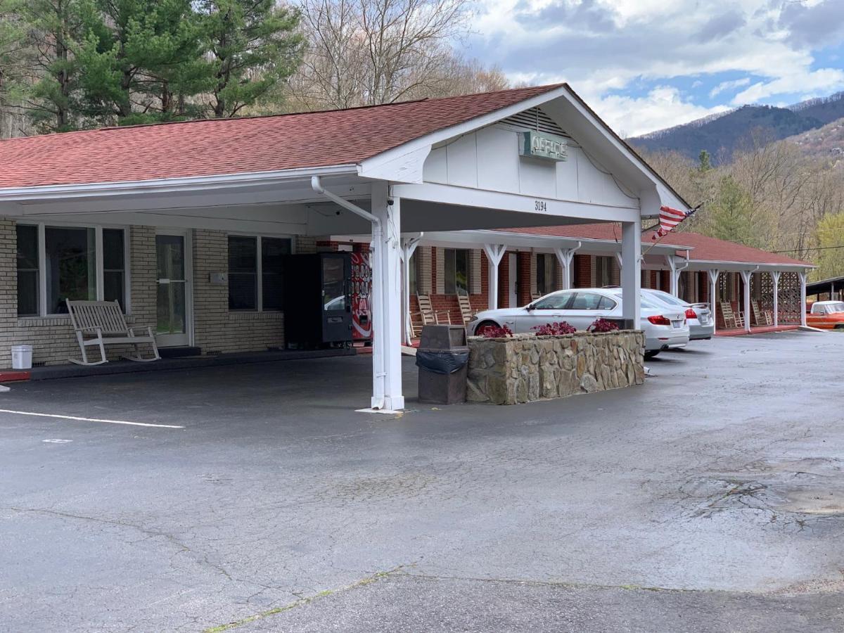 Travelowes Motel - Maggie Valley Exterior foto